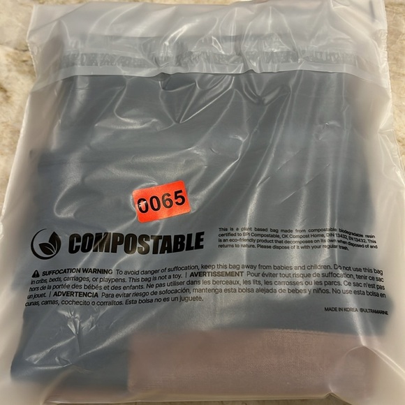 HOBBS London | Wool & Silk Blend Two Tone‎ Turtleneck Sweater | Brown/Black | 10 - Picture 8 of 8